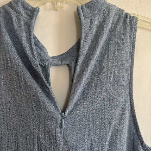 EVERLY - Picture 3 of 9